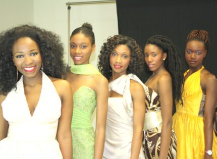 Chocolate, Wine and Fashion in free flow