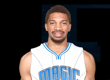 Montrealer Khem Birch signs with Orlando Magic