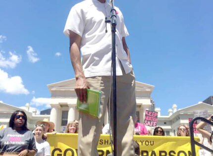 Rev. Gray making run for State Legislature in Jefferson City