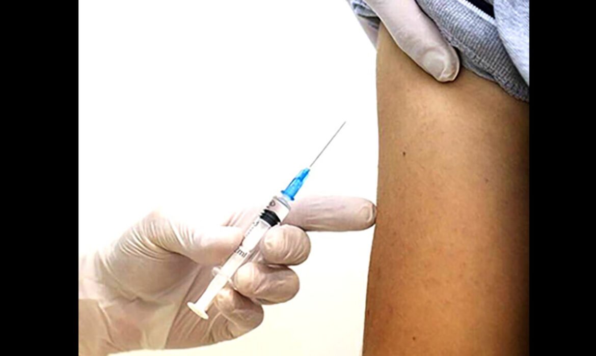 Quebec eases restrictions and attempts to vaccinate more