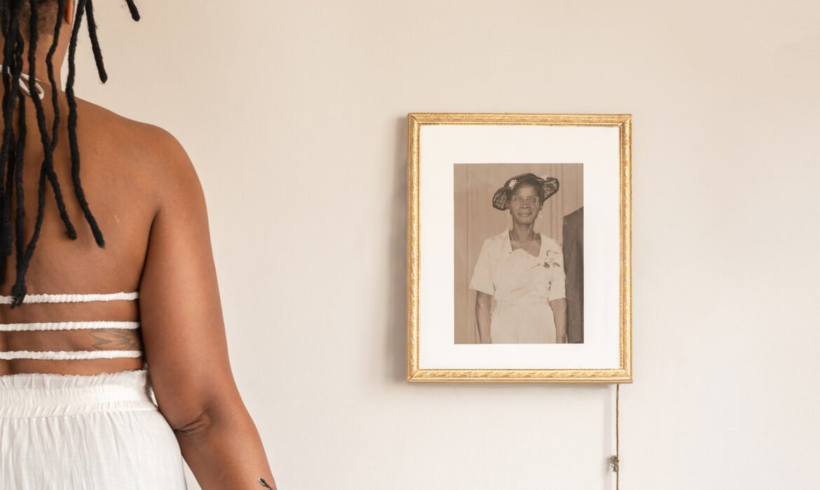 Asia Mason’s THE TIES THAT BIND